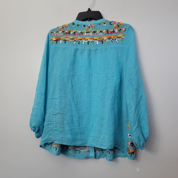 Figueroa Flower  Alayna Floral Embroidered Banded Notch V-Neck 3/4 Sleeve Top - Picture 5 of 9